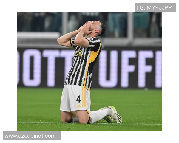 尤文图斯宣布与主帅续约,意甲冠军之路再添稳定保障 尤文图斯宣布与主帅续约,意甲冠军之路再添稳定保障